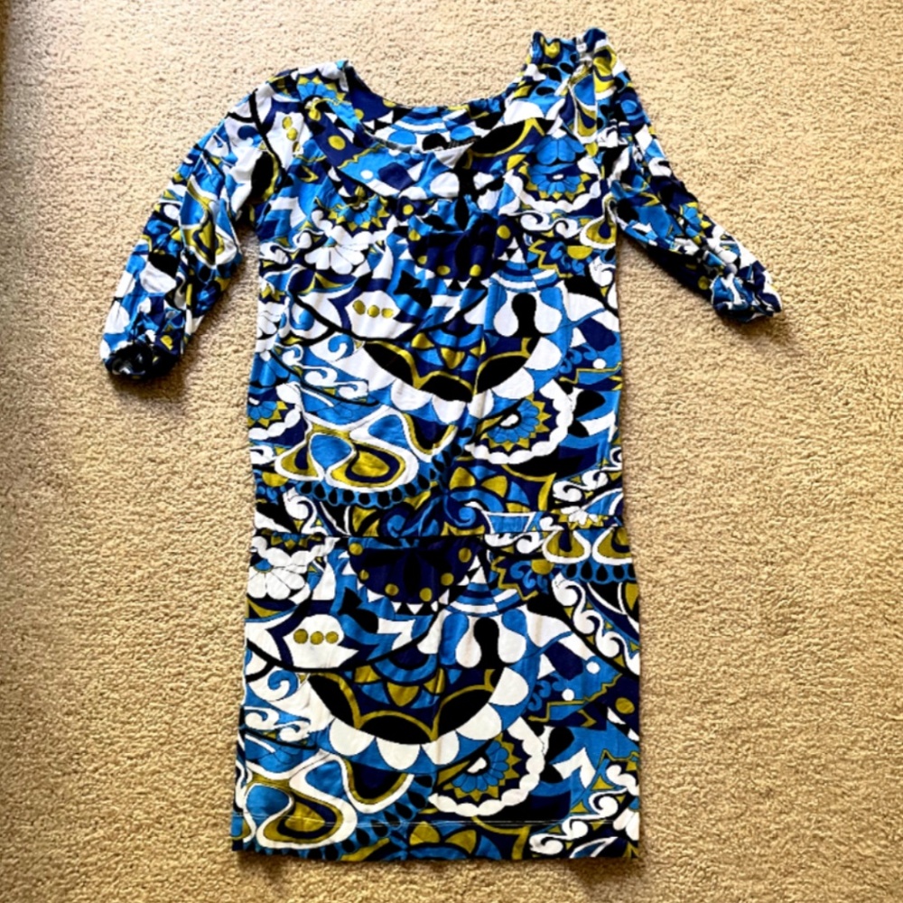 BCBGMaxAzria straight  mini dress size M